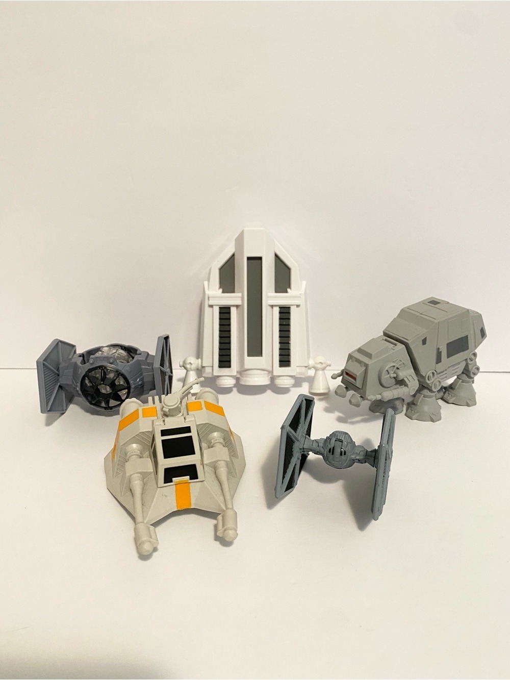 Star Wars AT AT Walker TIE Fighter Luke Skywalker Snowspeeder Ship Lot Toys